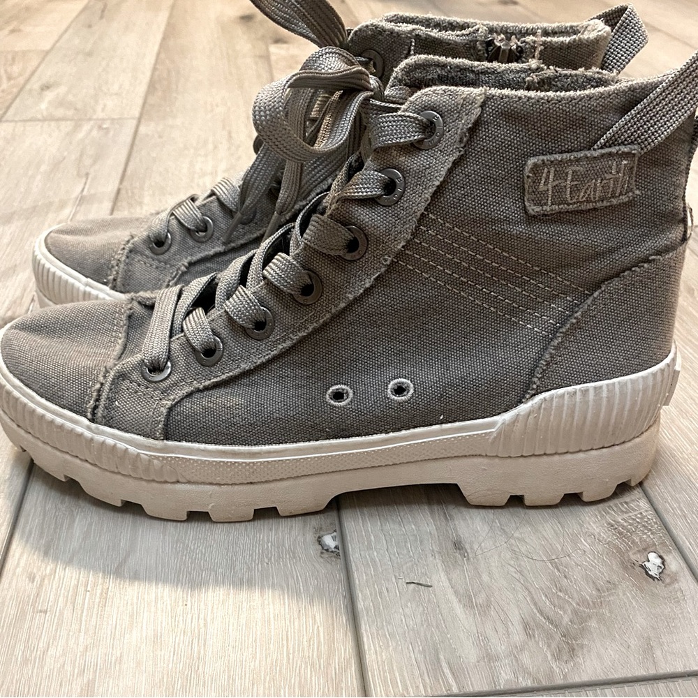 Blowfish high-tops, gray, size 9. From boutique. Stylish, comfortable
